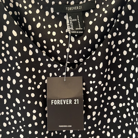 Forever 21 Black and White Cheetah Satin Tank - Picture 2 of 2